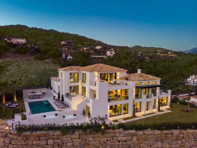 5 bedroom Villa in Benahavis