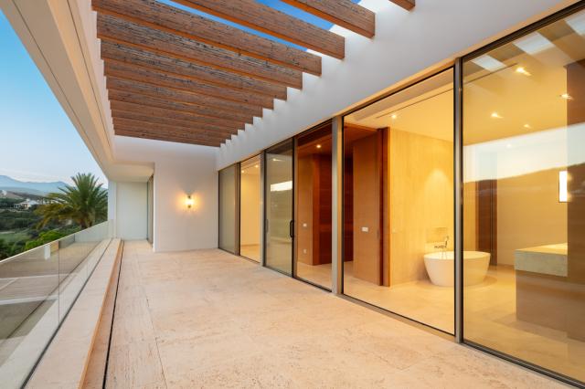 5 bedroom Villa in Casares