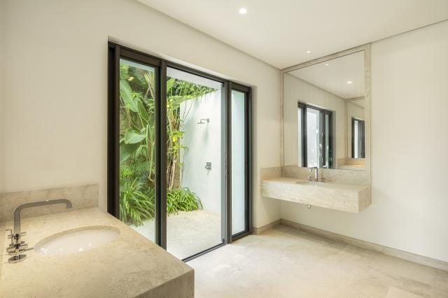 5 bedroom Villa in Casares