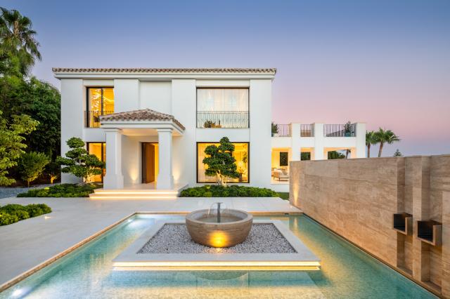 6 bedroom Villa in Marbella