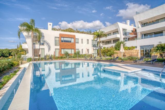 4 bedroom Apartment in Marbella