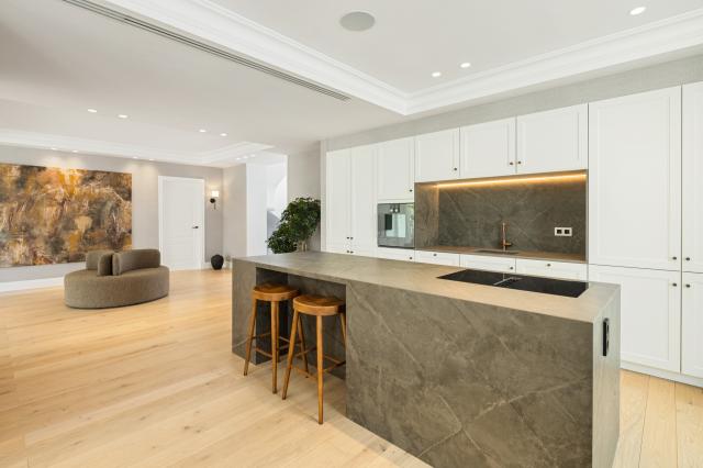 5 bedroom Villa in Marbella