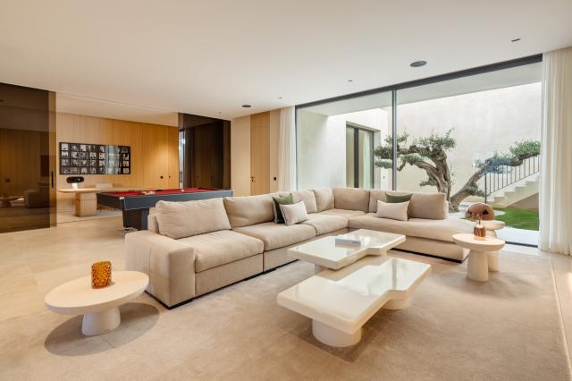 6 bedroom Villa in Benahavis