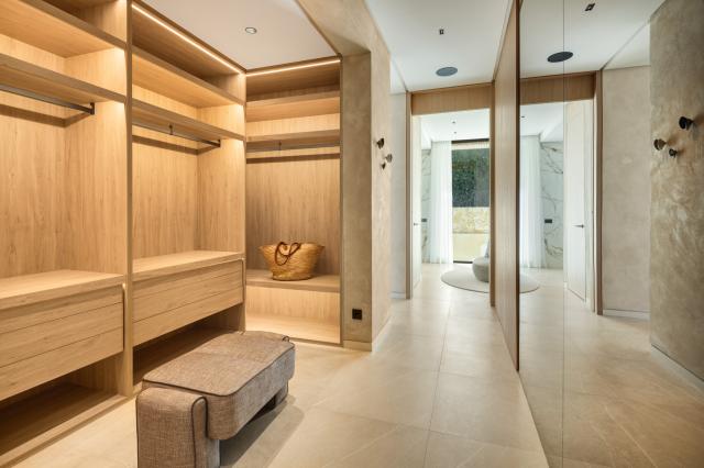 6 bedroom Villa in Benahavis