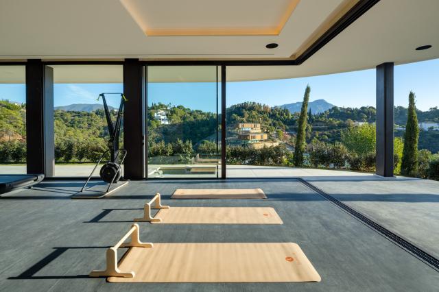 6 bedroom Villa in Benahavis