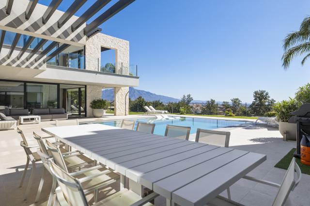 5 bedroom Villa in Benahavis