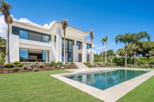 6 bedroom Villa in Marbella