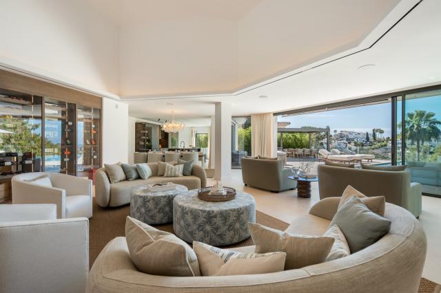 6 bedroom Villa in Benahavis