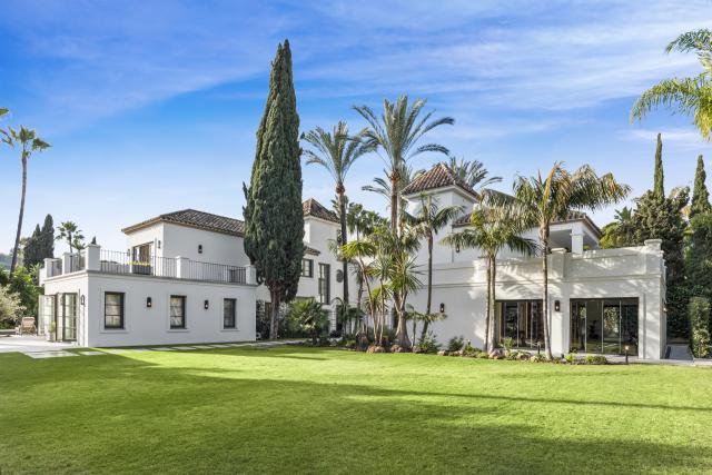 6 bedroom Villa in Marbella