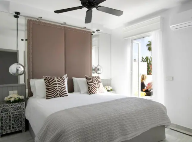 5 bedroom Villa in Estepona