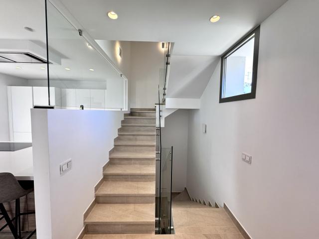 6 bedroom Villa in Estepona