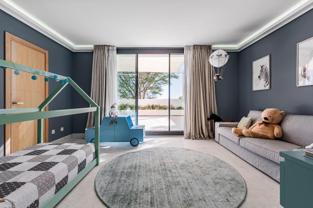 8 bedroom Villa in Benahavis