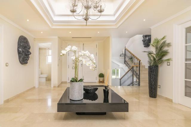 5 bedroom Villa in Benahavis