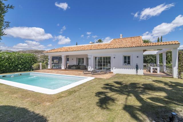 5 bedroom Villa in Benahavis