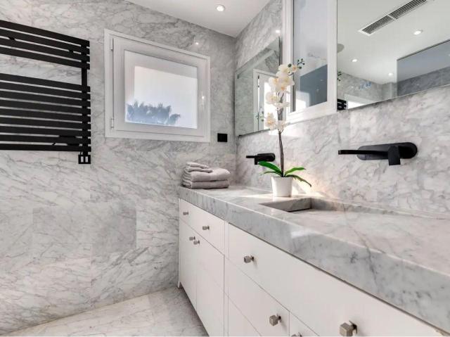 6 bedroom Villa in Marbella