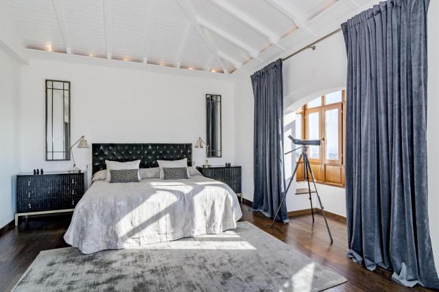 4 bedroom Villa in Benahavis