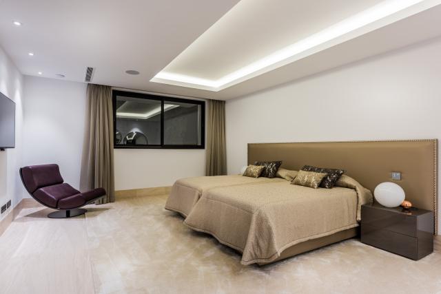 6 bedroom Villa in Marbella