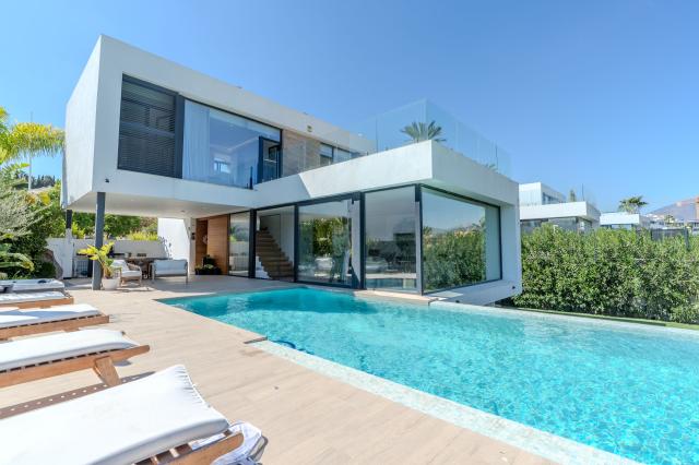 4 bedroom Villa in Estepona