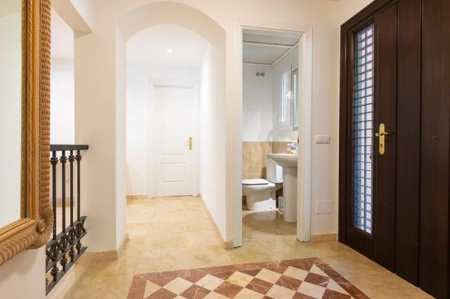 5 bedroom Town House in Marbella