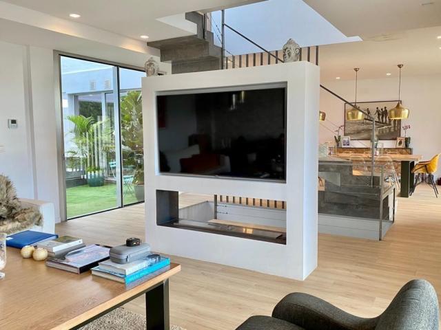 6 bedroom Villa in Marbella