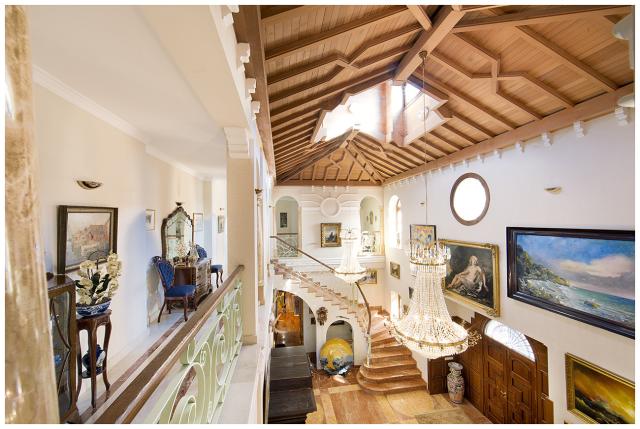 6 bedroom Villa in Marbella