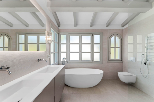 6 bedroom Villa in Marbella