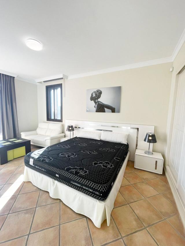 3 bedroom Apartment in Estepona