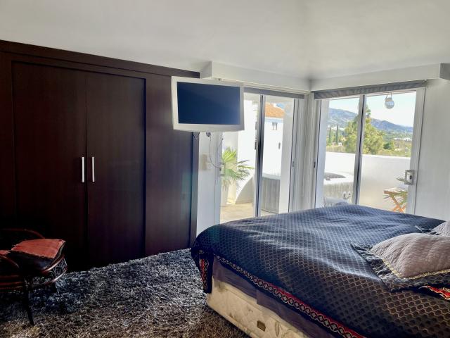 2 bedroom Penthouse in Marbella