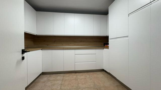 5 bedroom Villa in Mijas