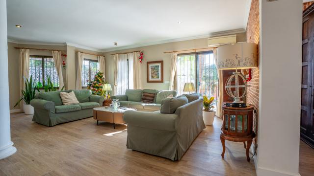 5 bedroom Villa in Marbella