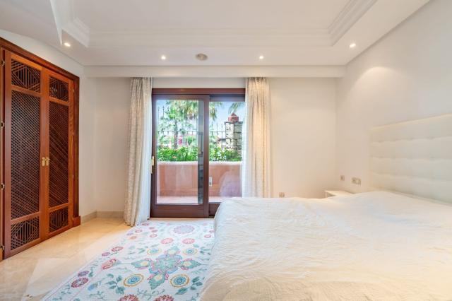 3 bedroom Apartment in Estepona