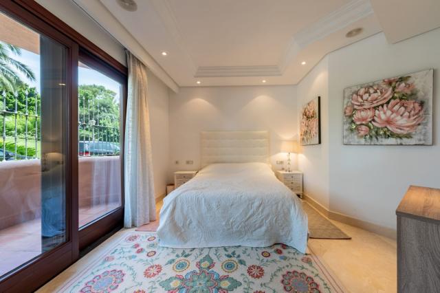 3 bedroom Apartment in Estepona