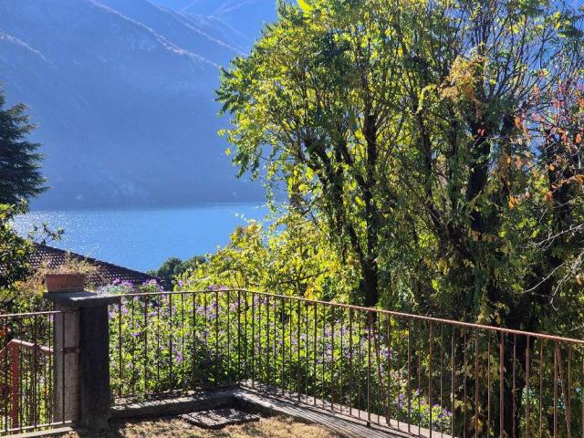 4 bedroom House in Tremezzo
