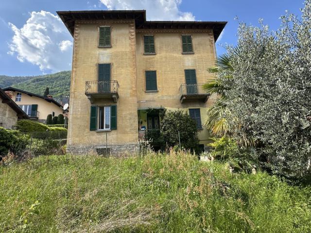 3 bedroom Apartment in Mezzegra