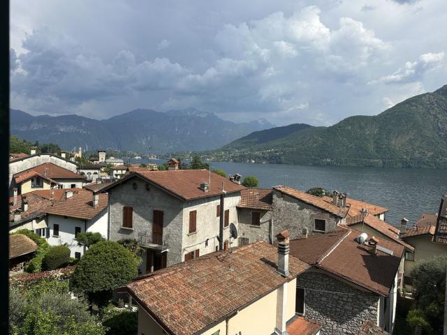 3 bedroom Apartment in Mezzegra