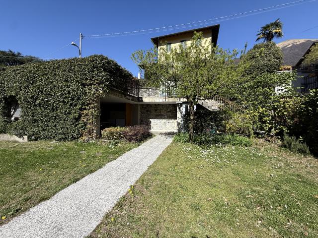 3 bedroom Apartment in Lenno