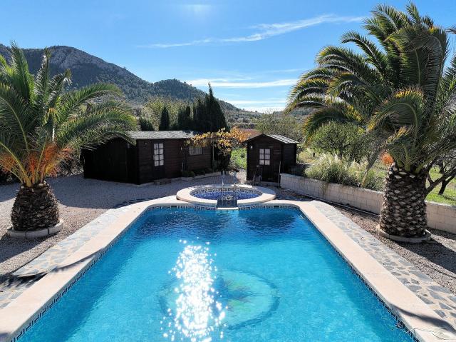 3 bedroom Country house in Abanilla