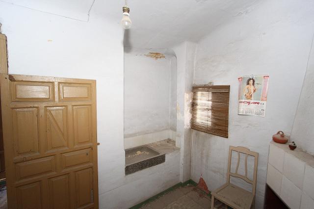 6 bedroom Townhouse in Villena