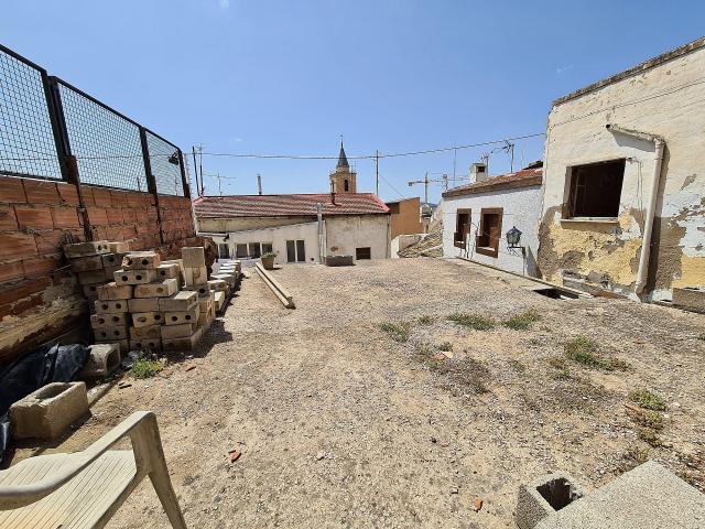 Restoration Project for sale in Sax