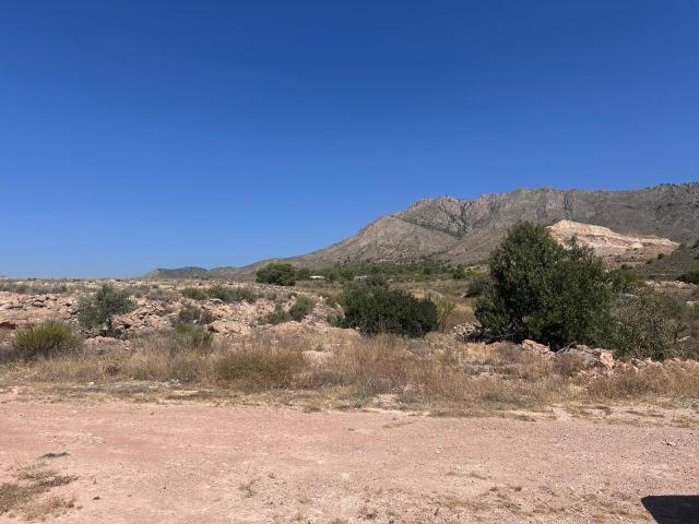Land for sale in Macisvenda