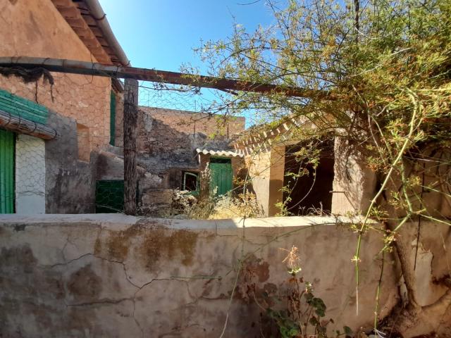 4 bedroom Country House in Pinoso