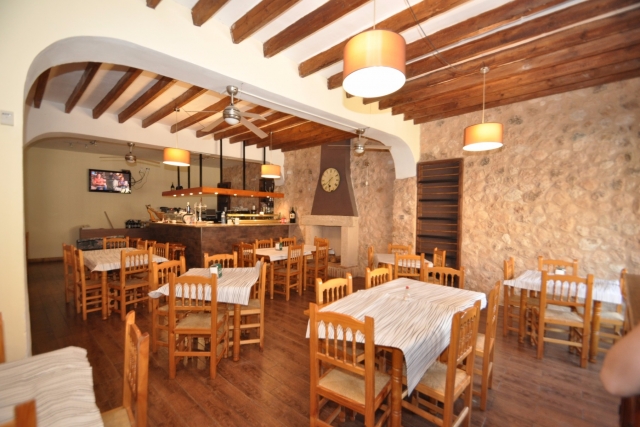 Commercial property for sale in Pinoso