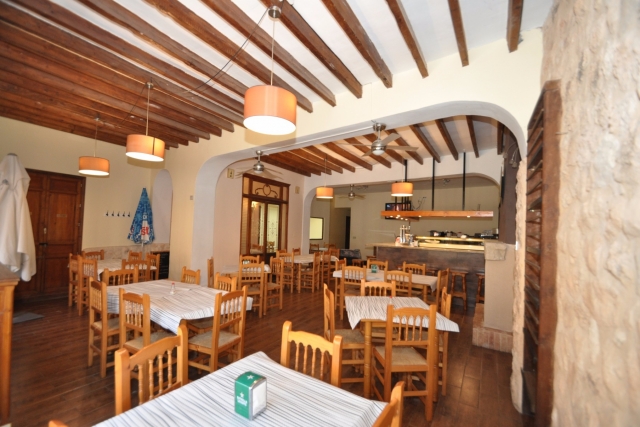 Commercial property for sale in Pinoso