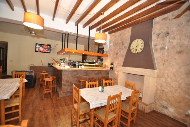 Commercial property for sale in Pinoso