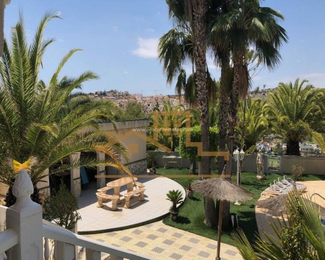 7 bedroom Villa in Rojales