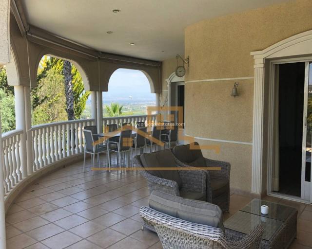 7 bedroom Villa in Rojales