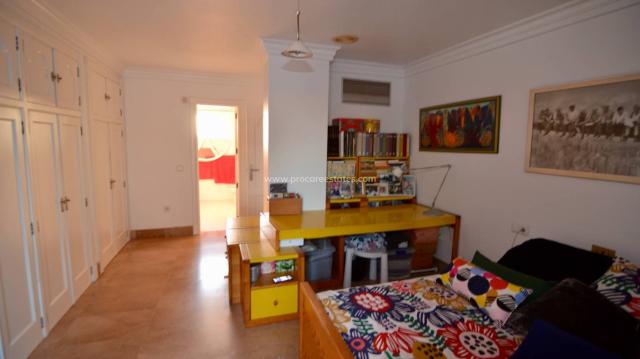 4 bedroom Villa in Torrevieja