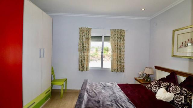 4 bedroom Country Property in Albatera