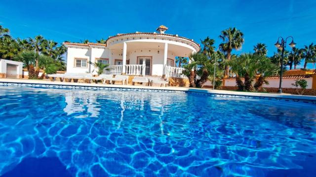 3 bedroom Country Property in Catral