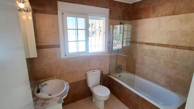 3 bedroom Country Property in Catral